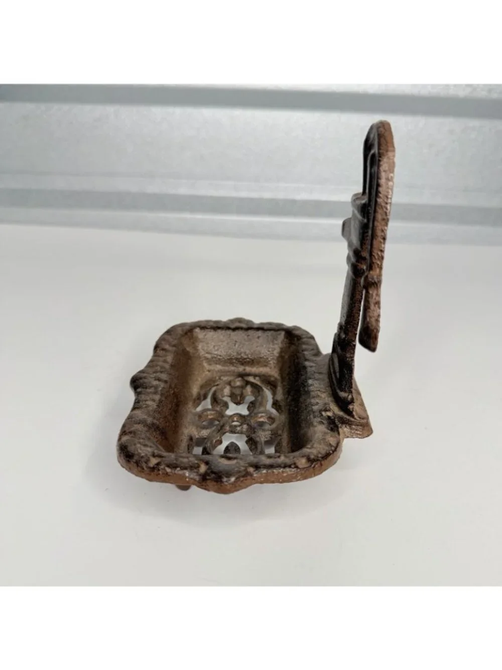 Cast Iron Water Pump Soap Dish Rustic Farmhouse Brown Footed Vintage Style